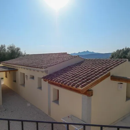 Yuna Rent - L'aldia Апартаменты *