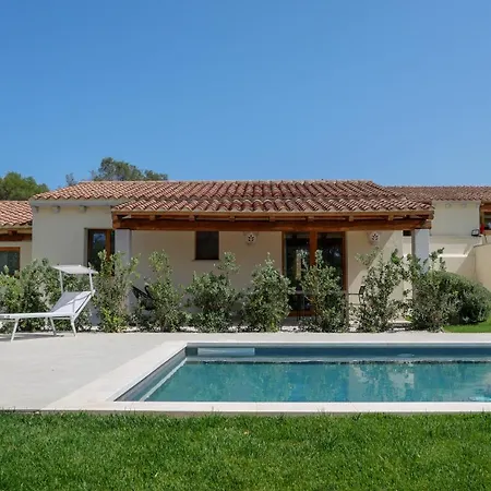 Yuna Rent - L'aldia Apartment San Pantaleo