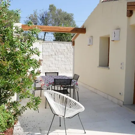 Yuna Rent - L'aldia Apartment San Pantaleo