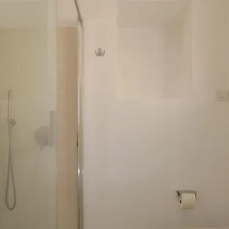 Yuna Rent - L'aldia Apartment